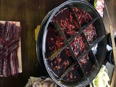 -铜元老码头鳝鱼火锅