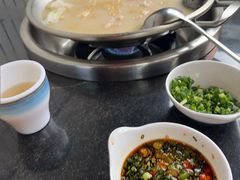 -老来福·非遗酸汤兔(凯旋路店)