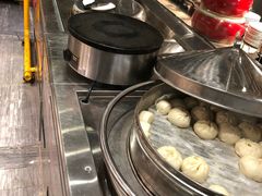 -航空港万怡酒店·万荟轩餐厅(航空港区远航路店)