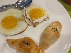 -西安钟楼北大街希尔顿欢朋酒店