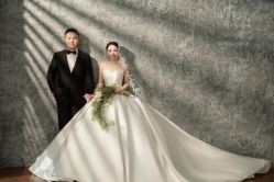 -雪中彩影婚纱摄影·微光艺术中心