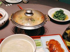 -香山湖家家宴(中山陵店)