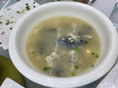 -渔中舟海鲜大排档(普陀沈家门店)