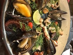 -LESCEDARS Brasserie Bistro香柏树