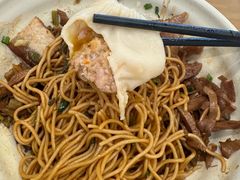 -佬钱湾仔(衣裳街店)