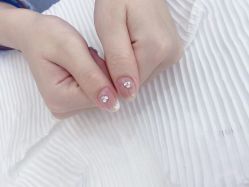 -U+nail优加专业美甲美睫