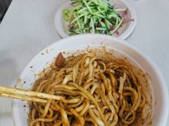 -黑八私房老北京炸酱面