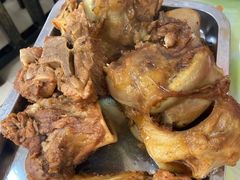 -荣吉招牌自助骨头锅(顾乡店)