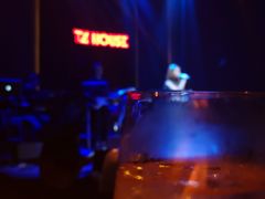 -TZ House音乐现场(来福士中心店)