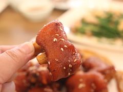 脆皮糯香猪手-先记烧鹅王·本地粤菜(福永店)