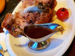 自酿啤酒脆皮烤猪肘-Ambra Haus琥珀屋精酿餐厅(宝山店)