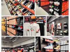 -王府井奥莱临潼小镇(临潼店)