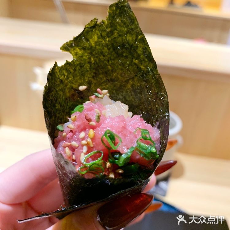 北外滩日料性价比之王,超美江景露台寿司怀石