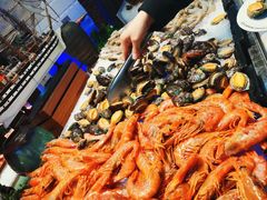 -亚马逊环球美食百汇(新城吾悦广场店)