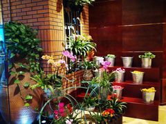 -香格里拉鱼跃地中海西餐厅·牛排披萨