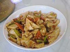 -何适山庄 ·可团建(水长城P2停车场店)