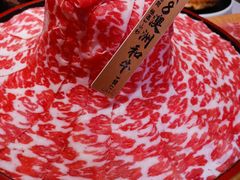 M8和牛-一绪に寿喜烧自助(世茂广场店)