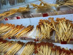 -马路边边串串香(苗栗路店)