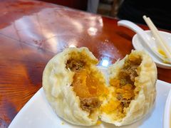 咸蛋黄超人包-老陶包子铺(南大西南村店)