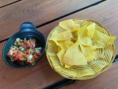 餐前玉米片-Pistolera Mexican Cantina女枪手墨西哥餐厅(碧云路店)