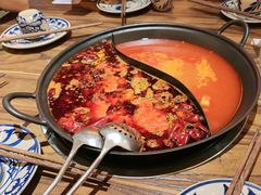 -旧街市鲜货老火锅(大光路店)