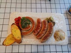 -汽车博物馆主题餐厅