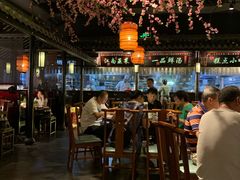大堂-卢大鲜鱼头捞饭(美利广场店)