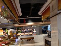 -享遇.锅姥姥牛排海鲜自助(小寨店)