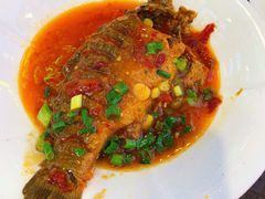 红烧鲫鱼-八一好吃街·高品美食广场