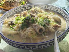 -鸿运美食府