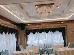 -沪华海鲜大酒楼(南汇店)
