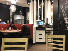 大堂-必胜客(衡百店)