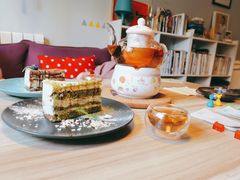 抹茶黄桃蛋糕-捌楼咖啡书吧(南开店)
