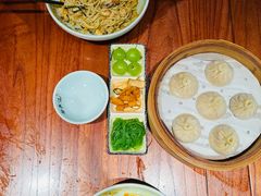 -裕兴记•蟹黄面馆(人民广场店)