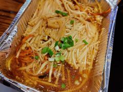 藤椒锡纸金针菇-管氏翅吧(台湾街店)