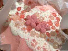 樱花奶豆腐-裕兴记•蟹黄面馆(人民广场店)