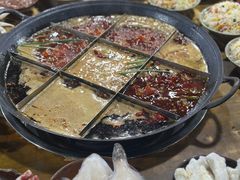 -正南齊北重庆老火锅(光华村直营店)