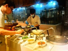 自助取餐区-海口绿发希尔顿酒店-田园汇自助餐·三文鱼·海鲜