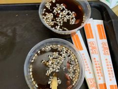 红豆汤-红鼻子桂林米粉(金唐新光界店)