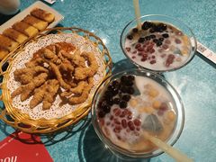 -张氏宽窄巷成都菜(澳德乐店)