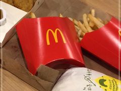 -麦当劳(民盈·国贸城店)
