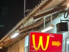 -席娜卡琳火车铁道夜市