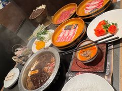 -牛YO寿喜烧·铁板烧和牛火锅自助(市府恒隆店)