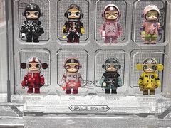 -泡泡玛特POPMART(柏威年购物中心店)