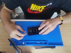 -爱畅享华为苹果手机维修服务(虹口龙之梦店)