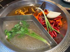 -廖掌柜·重庆鲜货火锅(上海首店)