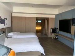 -网鱼电竞酒店(成都欢乐谷金府地铁站店)