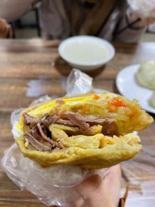 清真老北京早点-"强烈推荐这家地道的早餐店,连着吃了两天早.