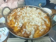 -亲昵春川鸡排(韩国美食街店)