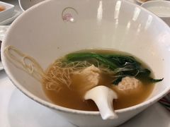 -晶荷轩(香港迪士尼乐园酒店)